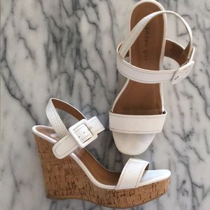 White Wedges